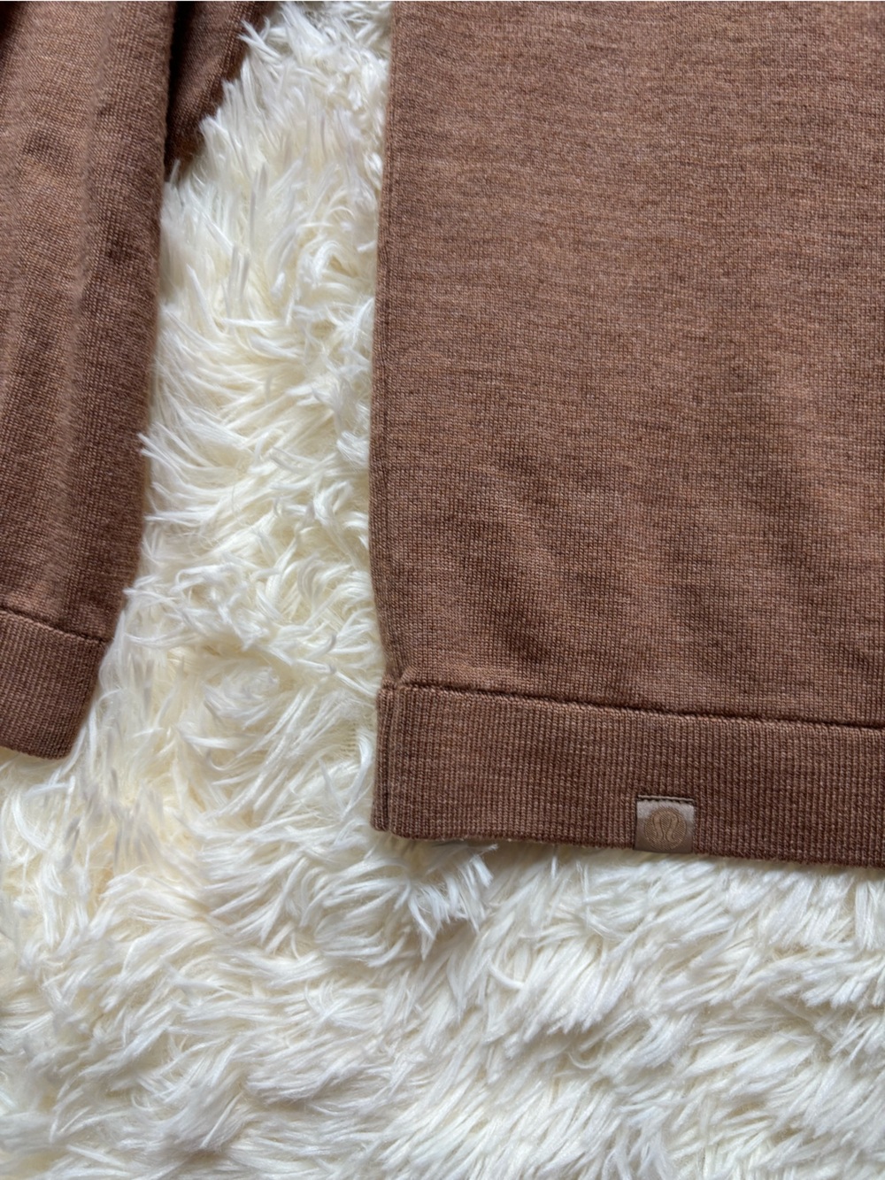 Lululemon Merino Wool Crewneck Sweater Brown Curved Hem Women’s Size Large - Picture 5 of 7